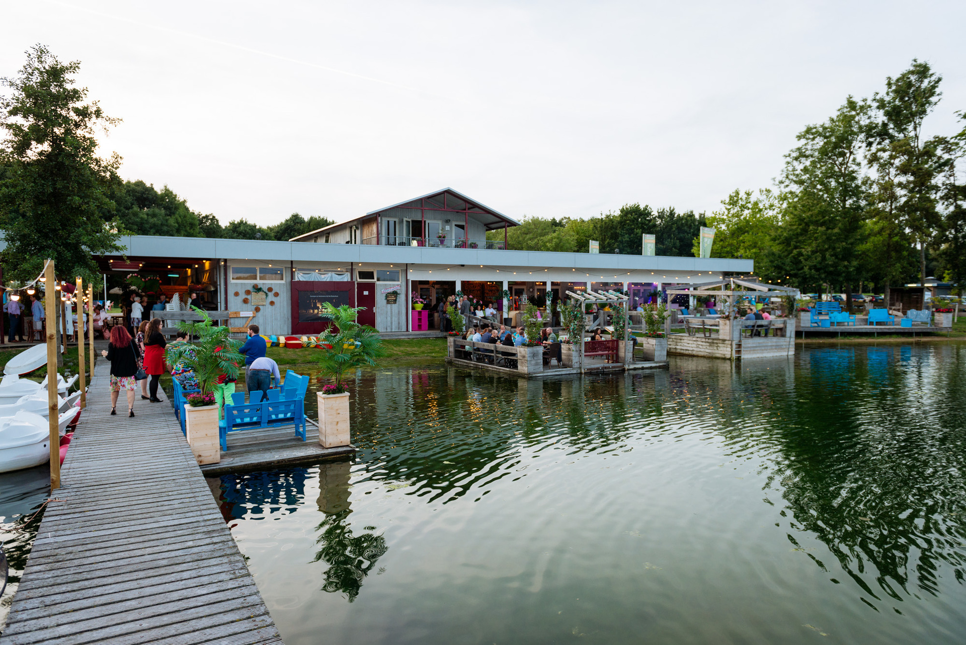 Bruidsfotograaf Paviljoen Het Buitenhuis, Ewijk