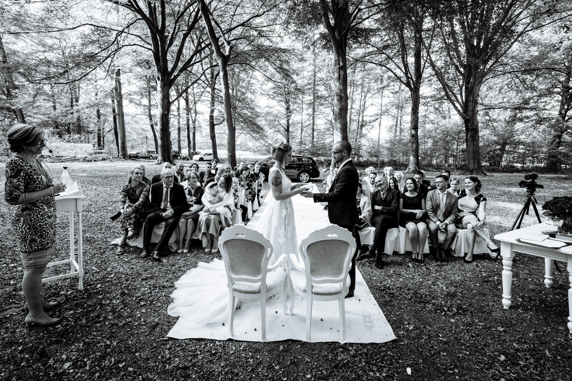 Bruidsfotograaf Trouwen in het Bos bij de Mof