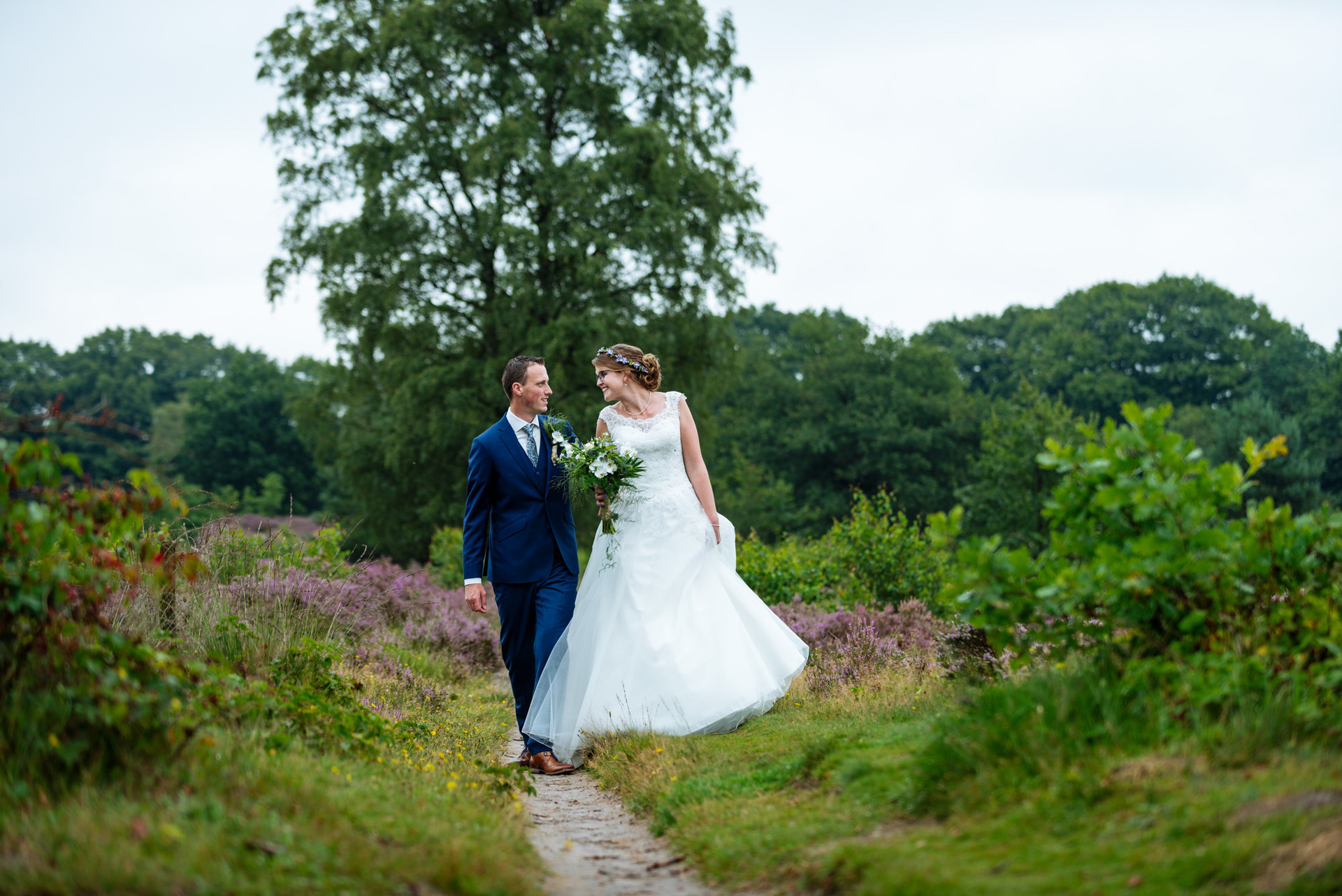 Bruidsfotograaf Trouwen op de Hei - De Mof - Leusden